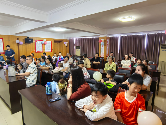 六一活动650.jpg